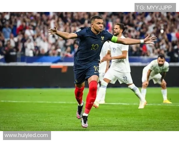 姆巴佩引领足球新时代他的技术与速度如何改变比赛格局 姆巴佩引领足球新时代他的技术与速度如何改变比赛格局