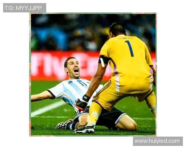 2014年世界杯荷兰队与巴西队激战回顾：一场震撼人心的足球盛宴